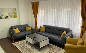 Dreni Apartment